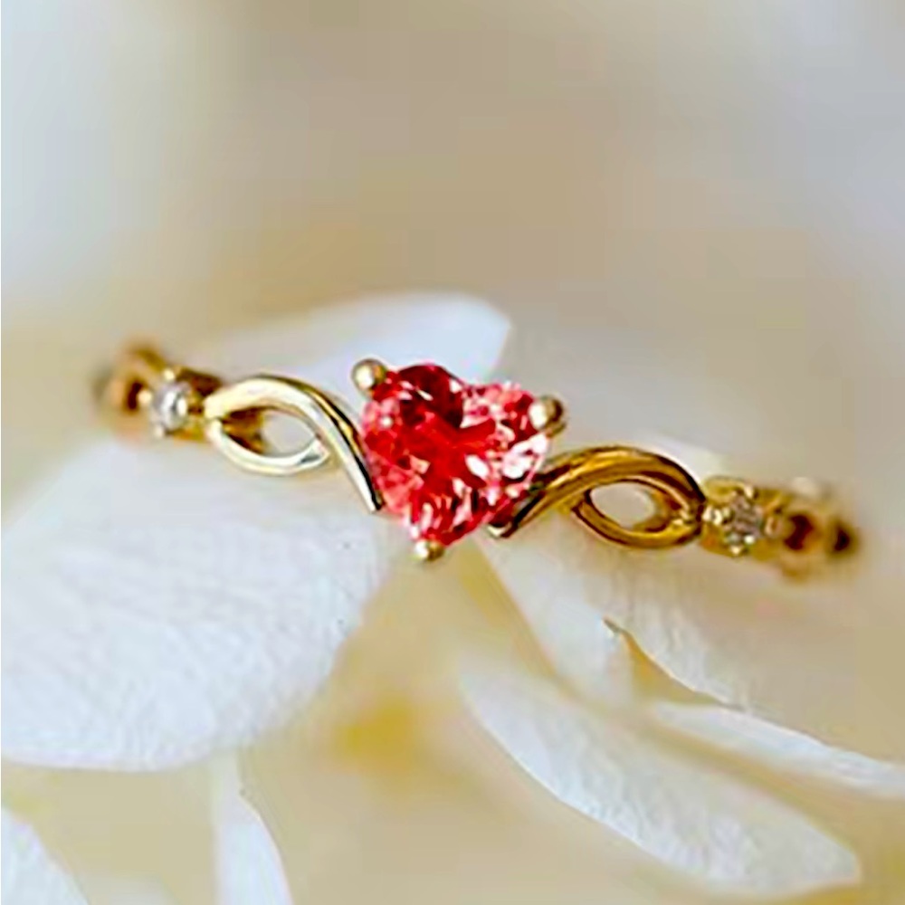 NIB gold toned red heart dainty engagement wedding cocktail ring